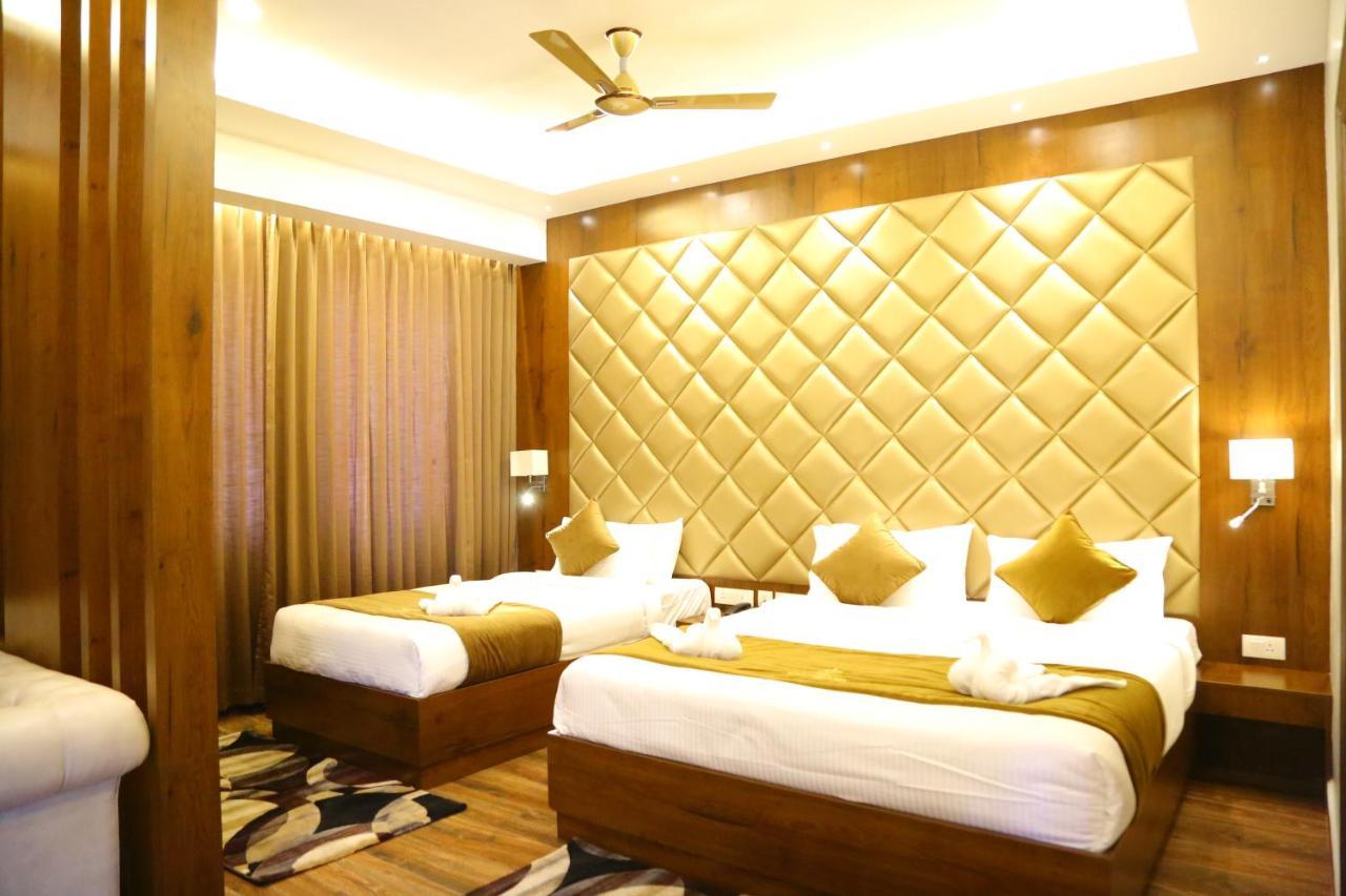 Hotel Vsr Grand Madanapalle Exterior foto